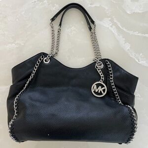 Michael Kors chain hand bag